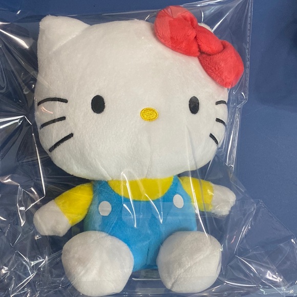 Hello Kitty Other - NWOT hello kitty plush